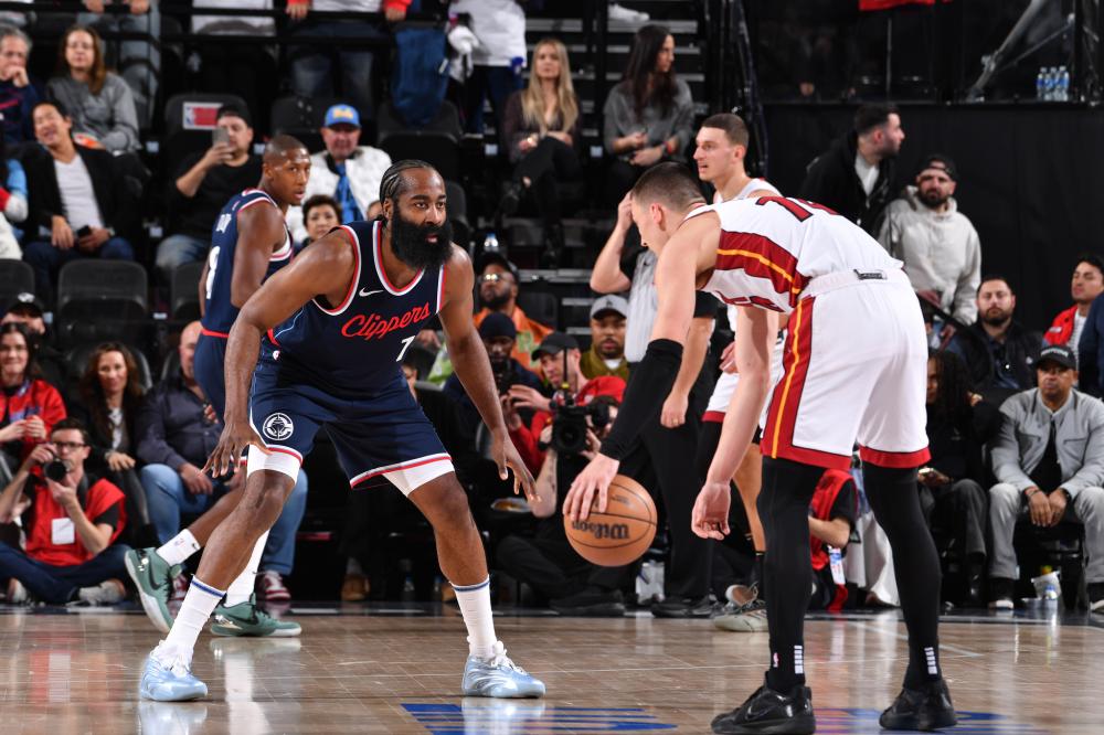 又能拉开空 又能拉开空