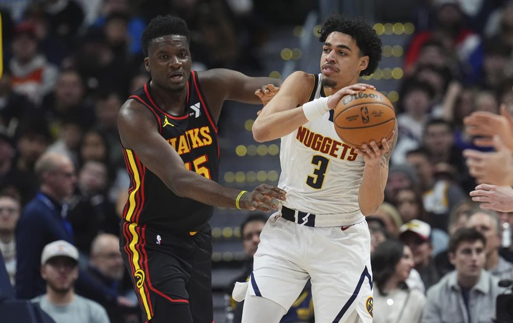 表现得稍显 表现得稍显